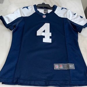 Dallas Cowboy Women’s Nike Jersey (large)
